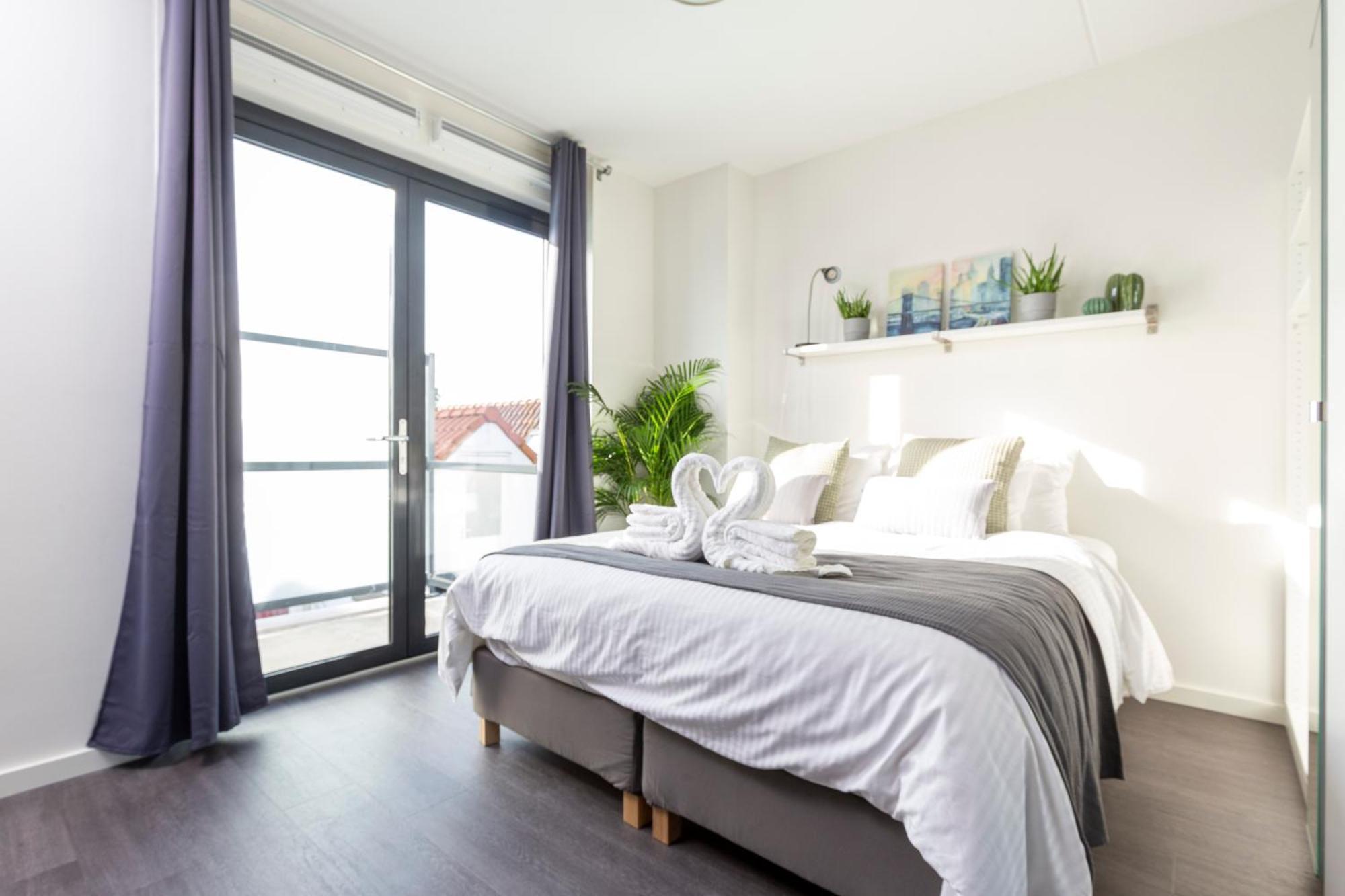 Family Executive Studio With Balcony Open Delft Utopia Flora 20F Εξωτερικό φωτογραφία